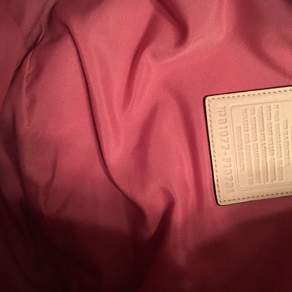 Coach Bag - Picture 4 of 4